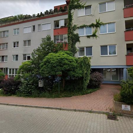 Alure Residences 2 & 24H Self Check-In, Parking In The Garage In The Apartment Building Included, New Building, Terrace, Green Location With A Forest Park With A Lake, Children'S Playground Bańska Bystrzyca Zewnętrze zdjęcie